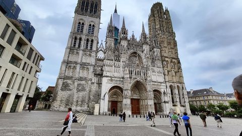 Visita Erasmus a França: Una Experiència de Cooperació Internacional a Rouen i altres Centres Educatius