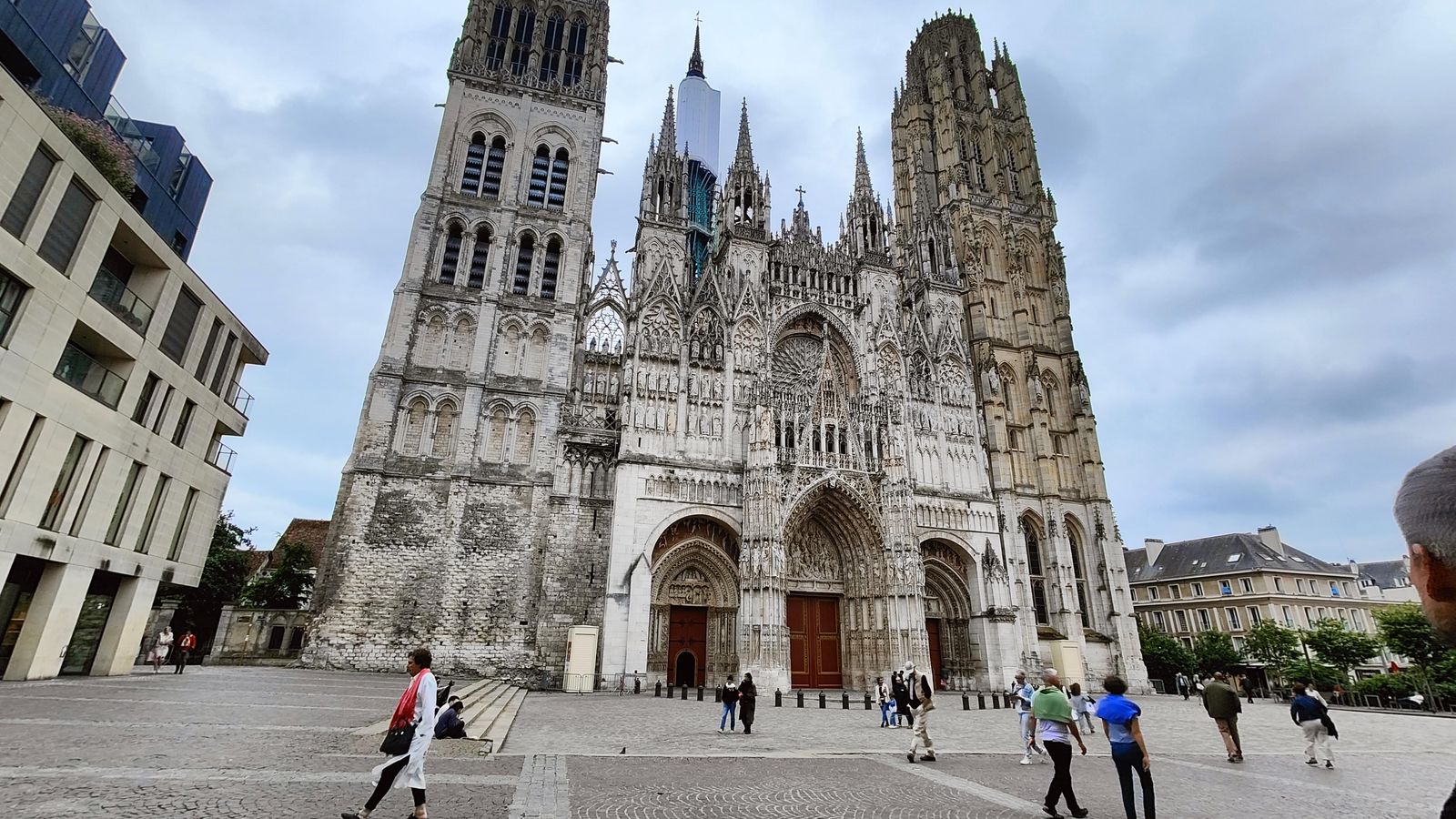 Visita Erasmus a França: Una Experiència de Cooperació Internacional a Rouen i altres Centres Educatius