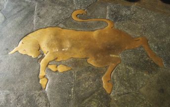 Toro Piazza San Carlo